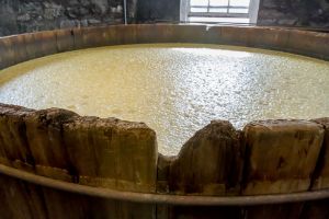 Using Oak Barrels in Fermentation